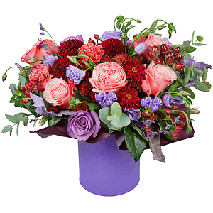 Red, Burgundy Dahlia - 6, Pink carnation - 3, Purple Lisianthus (Eustoma) - 4, Peony rose Kahala 50 cm - 11, Round flower box small , Oasis, Sedum, Hypericum, Eucalyptus Cinerea, Oak leaf, Wrapping Paper, Limonium (1 pc.)