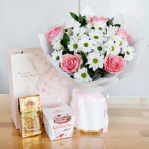 Gift set "Provence Aroma with candies and tea" with delivery Vologda
