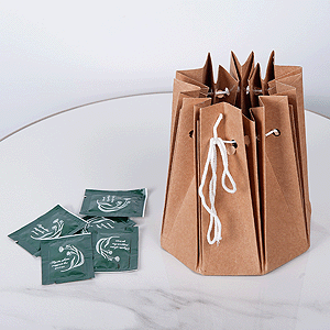 Set with an aquabox and chrysal with delivery Vologda