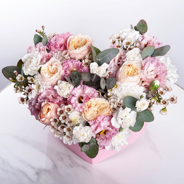 Spray rose: white, cream, light pink 50 cm - 2, Pink Lisianthus (Eustoma) - 3, Baltica White Spray Chrysanthemum - 1, White spray carnation - 2, Composition Box, Oasis, Waxflower (1 pc.), Eucalyptus