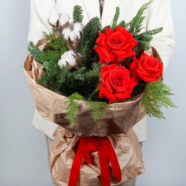 Rose Red 50 cm Ecuador - 7, Spruce branches (1pc.), Thuja, Cotton branch, Wrapping Paper