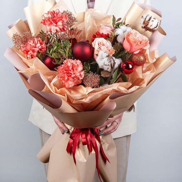 Orange carnation - 7, Peony rose Kahala 50 cm - 3, Skimmia, Pistachio, Cotton branch, Christmas decor (set), Hypericum, Wrapping Paper
