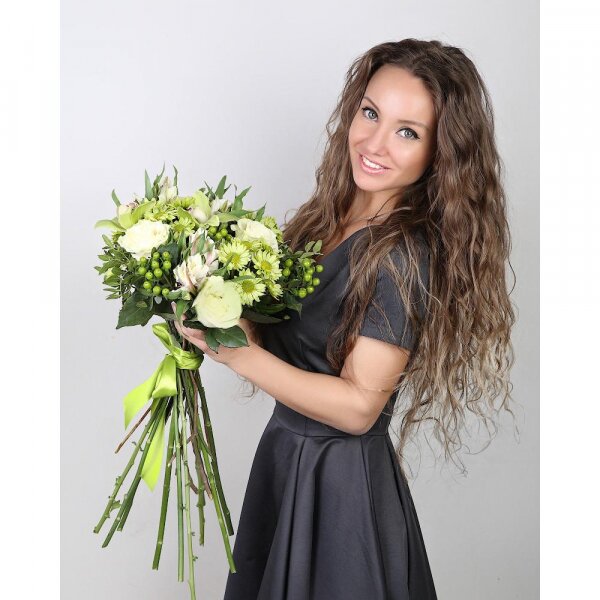 White rose 50 cm - 5, Green Cymbidium Orchid Bud - 2, Alstromeria white, soft pink - 3, Athos poms Green Lizard - 3, Hypericum, Ribbon, Flask for orchids, Pistachio