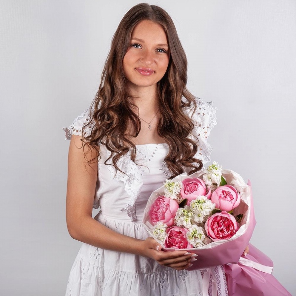 Peony pink - 5, White Matthiola - 5, Wrapping Paper