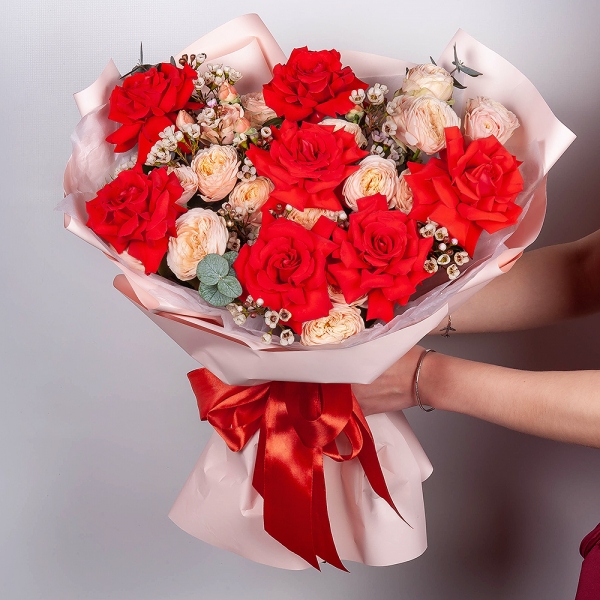 Red rose Nina 50 cm - 9, Spray rose: white, cream, light pink 50 cm - 7, Waxflower (1 pc.), Wrapping Paper, Eucalyptus