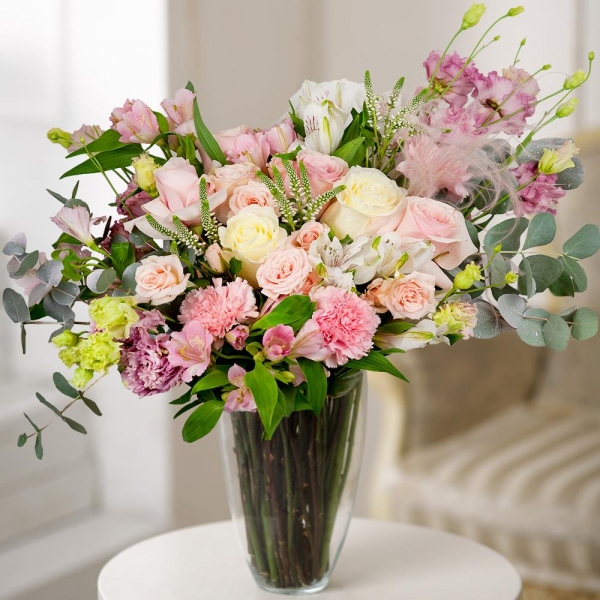 Bright pink spray rose mix, 50 cm - 4, Alstromeria white, soft pink - 6, Pink carnation - 2, Pink Lisianthus (Eustoma) - 5, White rose 50 cm - 3, Pink rose 50 cm - 4, Lilac carnation - 1, Veronica spray, Dried flowers in assortment, Wrapping Paper, Eucalyptus Cinerea