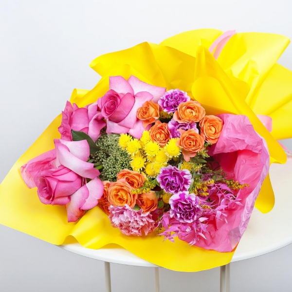 Athos poms Stallion - 2, Spray rose: yellow, orange 50 cm - 3, Pink carnation - 2, Pink spray carnation - 3, Rose Pink 50 cm Ecuador (Chelo, Hermosa, Novia, Titanik, Engagement, Pink Mondiale) - 3, Sedum, Dried flowers decor, Wrapping Paper