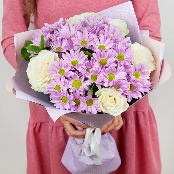 Bacardi Pink Spray Chrysanthemum - 8, White rose 50 cm - 9, Ribbon, Wrapping Paper, Ruscus