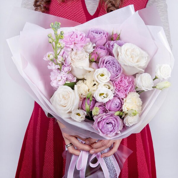 Carnation white, cream - 3, Spray peony rose Misty Bubbles, 50 cm - 2, White rose 50 cm - 3, lisianthus - 3, Matthiola Lilac - 1, Pink carnation - 2, Wrapping Paper