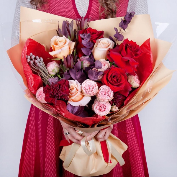 Red rose 50 cm - 4, Rose Cream 50 cm - 3, Peony sprayrose - 3, Carnation red - 2, Leukodendron, Brunia Green Lanuginosa (1 pc.), Eucalyptus Cinerea, Wrapping Paper, Ribbon