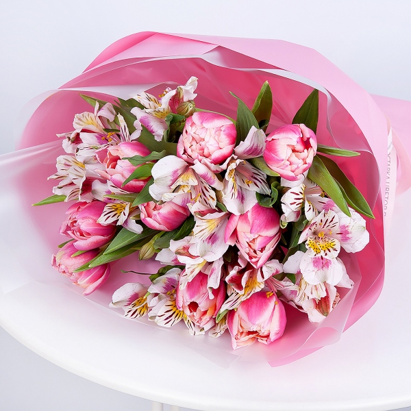 Alstromeria white, soft pink - 9, Pink tulip - 13, Wrapping Paper, Ribbon