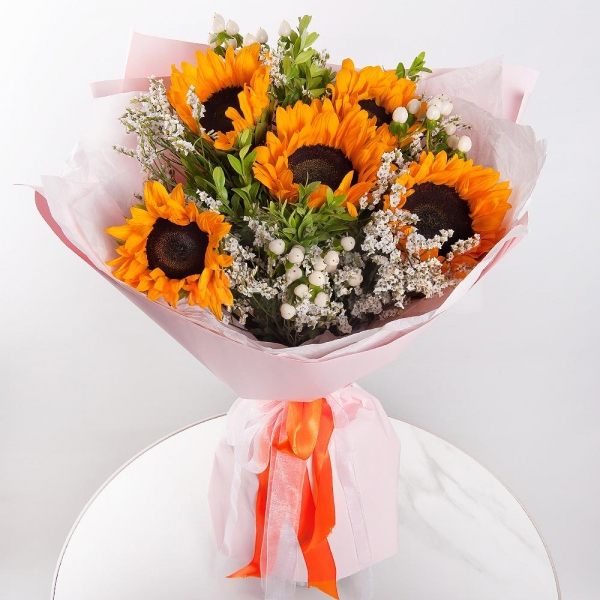 Sunflower - 9, Hypericum, Limonium (1 pc.), Pistachio, Wrapping Paper