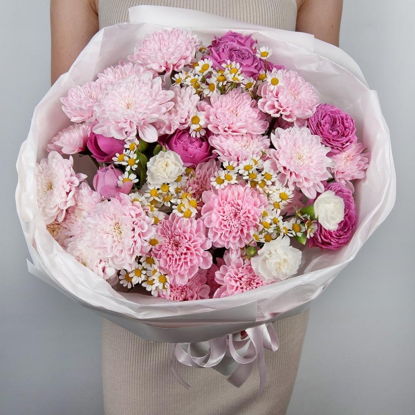 Baltica Pink Spray Chrysanthemum - 4, Peony sprayrose - 3, White spray carnation - 7, Chamomile - 3, Wrapping Paper